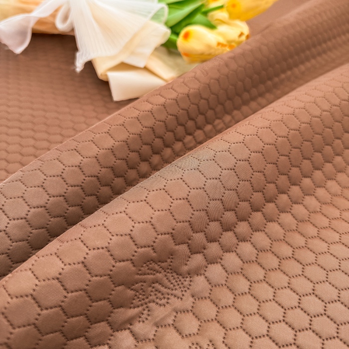 91家纺网 家纺一手货源 找家纺 阿亮家居 2025新款凉席凉豆豆单包边可水席单凉席三件套冰豆豆席 小米粒气质咖床席款