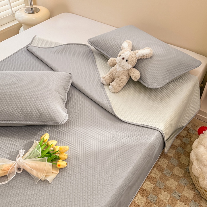 91家纺网 家纺一手货源 找家纺 阿亮家居 2025新款凉席凉豆豆单包边可水席单凉席三件套冰豆豆席 小米粒绅士灰床席款