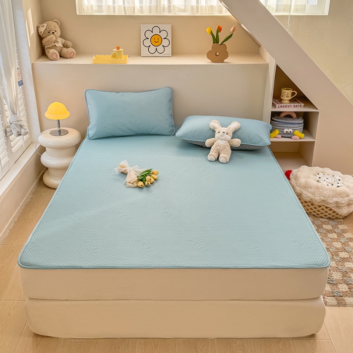 91家纺网 家纺一手货源 找家纺 阿亮家居 2025新款凉席凉豆豆单包边可水席单凉席三件套冰豆豆席 小米粒天空蓝床席款