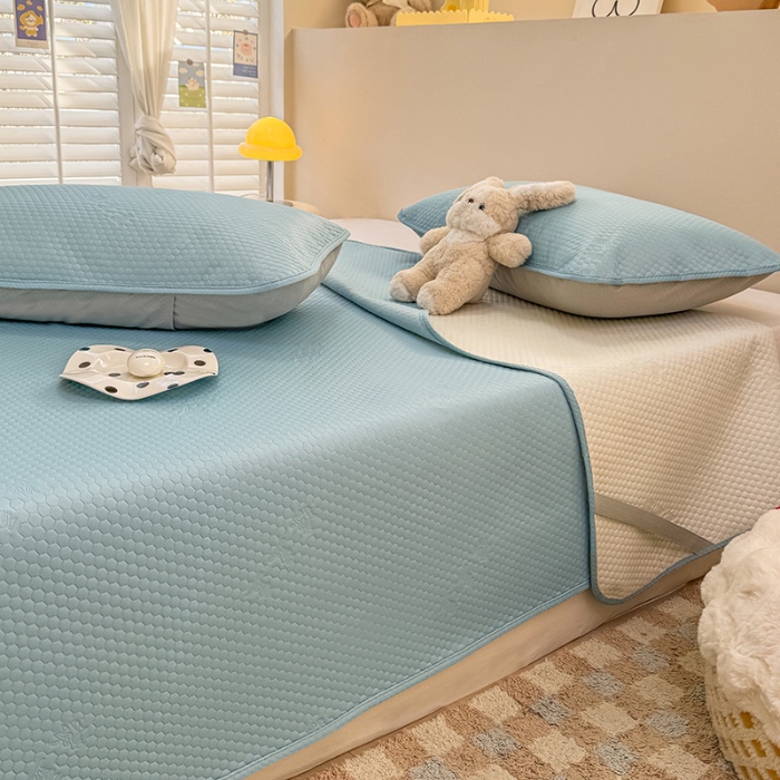 91家纺网 家纺一手货源 找家纺 阿亮家居 2025新款凉席凉豆豆单包边可水席单凉席三件套冰豆豆席 小米粒天空蓝床席款