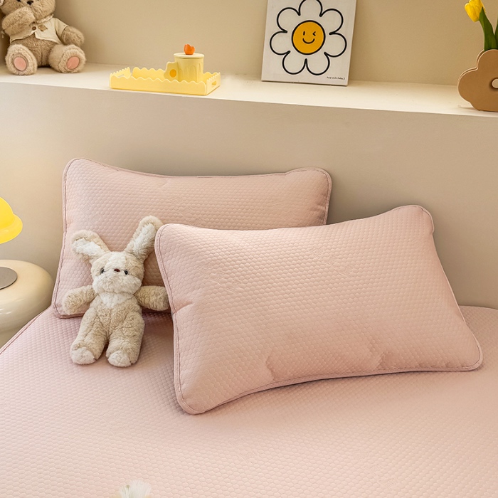 91家纺网 家纺一手货源 找家纺 阿亮家居 2025新款凉席凉豆豆单包边可水席单凉席三件套冰豆豆席 小米粒樱花粉床席款