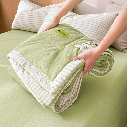 91家纺网 家纺一手货源 找家纺 （总）熙宴家纺 2025新款全棉色织水洗棉棉花夏被四件套,果绿条,淡黄条,果粉条,湖蓝条