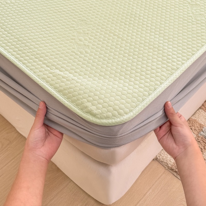 91家纺网 家纺一手货源 找家纺 阿亮家居 2025新款凉席凉豆豆单包边可水席单凉席三件套冰豆豆席 小米粒清新绿床笠款