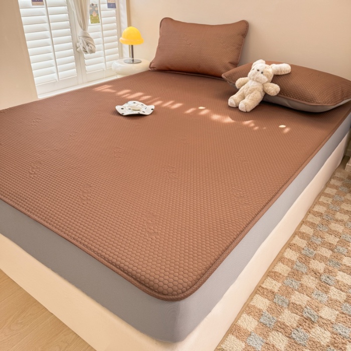 91家纺网 家纺一手货源 找家纺 阿亮家居 2025新款凉席凉豆豆单包边可水席单凉席三件套冰豆豆席 小米粒气质咖床笠款