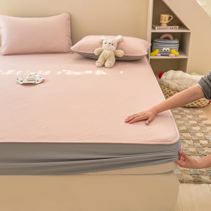 91家纺网 家纺一手货源 找家纺 阿亮家居 2025新款凉席凉豆豆单包边可水席单凉席三件套冰豆豆席 小米粒樱花粉床笠款