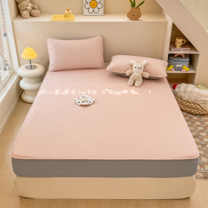 91家纺网 家纺一手货源 找家纺 阿亮家居 2025新款凉席凉豆豆单包边可水席单凉席三件套冰豆豆席 小米粒樱花粉床笠款