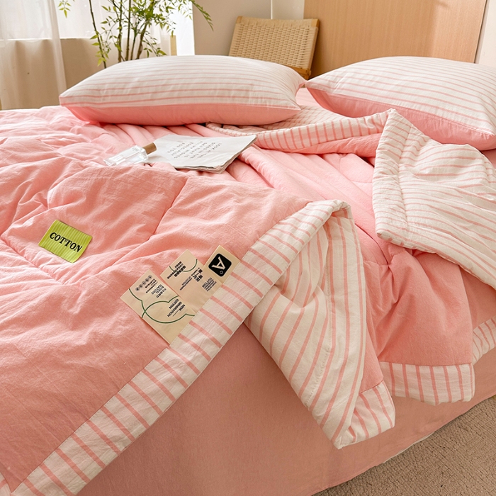 91家纺网 家纺一手货源 找家纺 熙宴家纺 2025新款全棉色织水洗棉棉花夏被四件套 果粉条