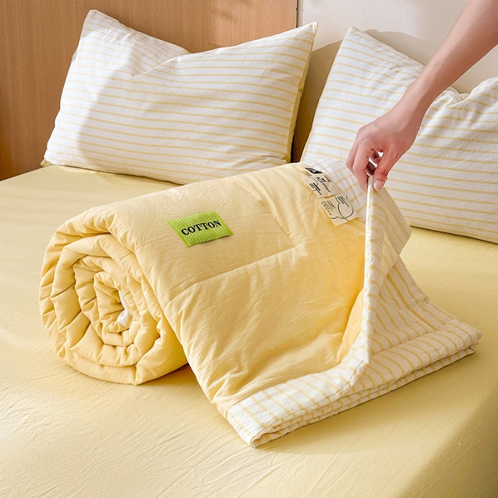 91家纺网 家纺一手货源 找家纺 熙宴家纺 2025新款全棉色织水洗棉棉花夏被四件套 淡黄条