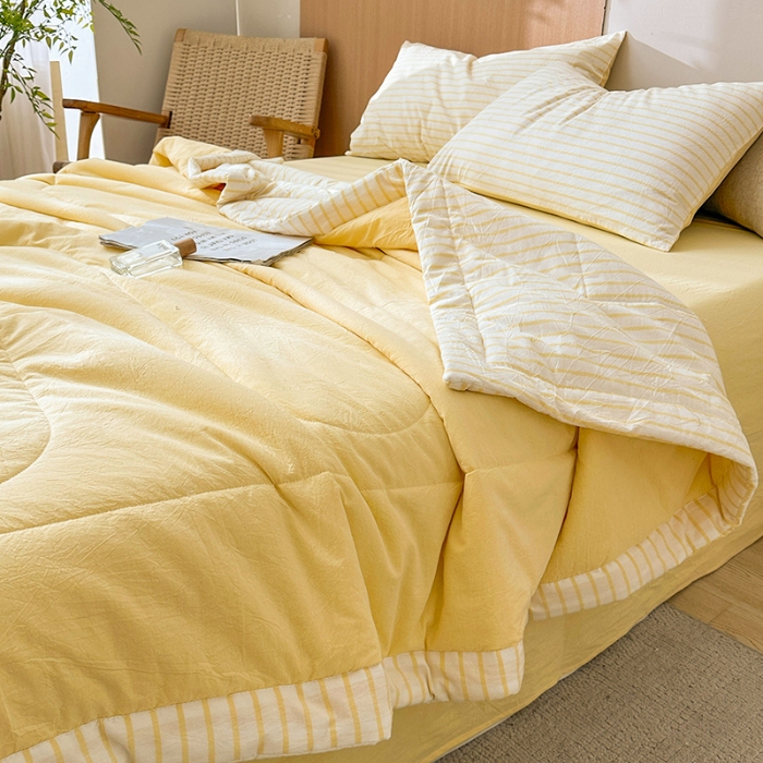 91家纺网 家纺一手货源 找家纺 熙宴家纺 2025新款全棉色织水洗棉棉花夏被四件套 淡黄条