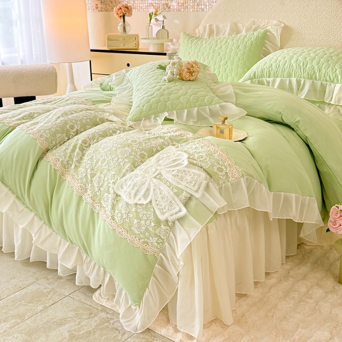 91家纺网 家纺一手货源 找家纺 苏米娜2025韩版法式公主风水洗棉立体花绣花床盖款四件套针织双层纱纯棉麻甜美公主少女心蕾丝花边夹棉床裙款床盖四件套 法派甜心--薄荷绿