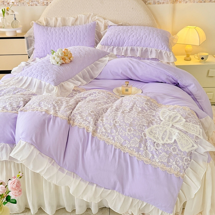 91家纺网 家纺一手货源 找家纺 苏米娜2025韩版法式公主风水洗棉立体花绣花床盖款四件套针织双层纱纯棉麻甜美公主少女心蕾丝花边夹棉床裙款床盖四件套 法派甜心--梦幻紫