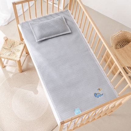 91家纺网 家纺一手货源 找家纺 （总）丹兰 2025新款可定做婴童凉席凉豆豆冰丝席竹席儿童藤席幼儿园午睡席子