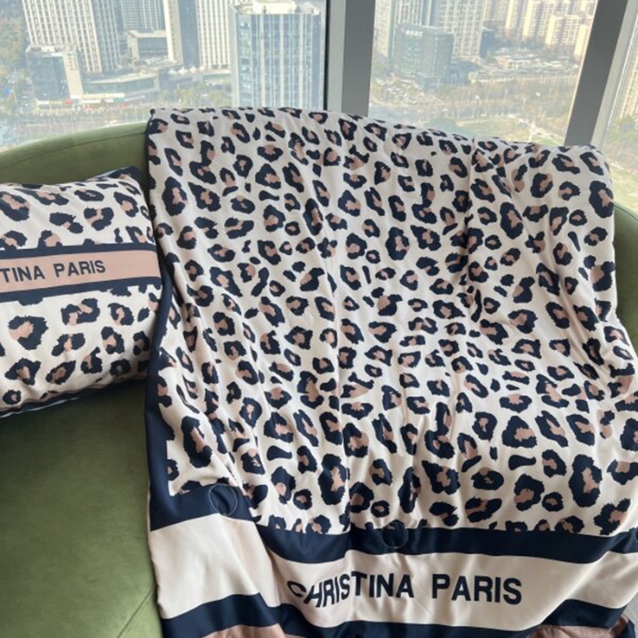 91家纺网 家纺一手货源 找家纺 棉生活 2025新款大版水洗真丝数码夏被四件套 加州之夜