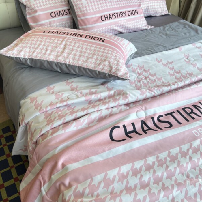 91家纺网 家纺一手货源 找家纺 棉生活 2025新款大版水洗真丝数码夏被四件套 少女心