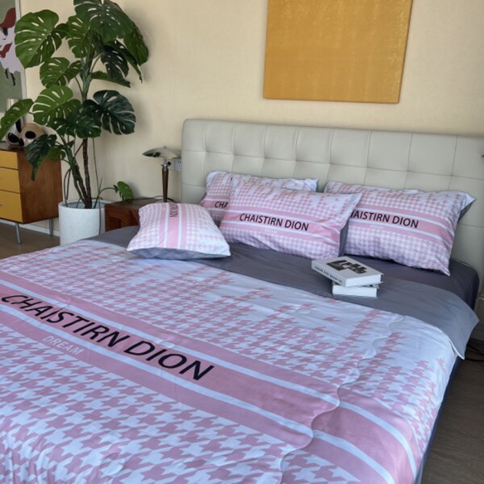 91家纺网 家纺一手货源 找家纺 棉生活 2025新款大版水洗真丝数码夏被四件套 少女心