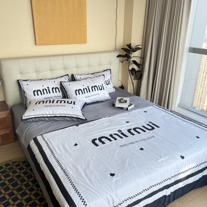 91家纺网 家纺一手货源 找家纺 棉生活 2025新款大版水洗真丝数码夏被四件套 甜美小姐