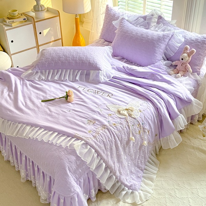 91家纺网 家纺一手货源 找家纺 苏米娜家纺2025春夏新品韩版甜美公主风超柔水洗棉床盖四件套刺绣针织棉双层纱纯棉棉麻全棉少女心夹棉床裙款夏被款床盖四件套 幻蝶-梦幻紫