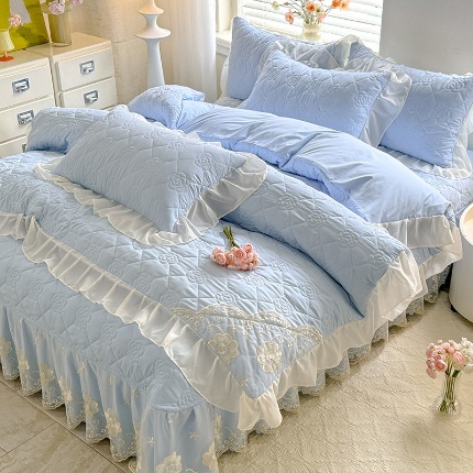 91家纺网 家纺一手货源 找家纺 （总）漫布云家纺2025春夏韩版法式公主风水洗棉床盖款多功能被套 夏被床盖四件套多功能二合一水洗棉夹泡泡棉小竺棉棉床裙款