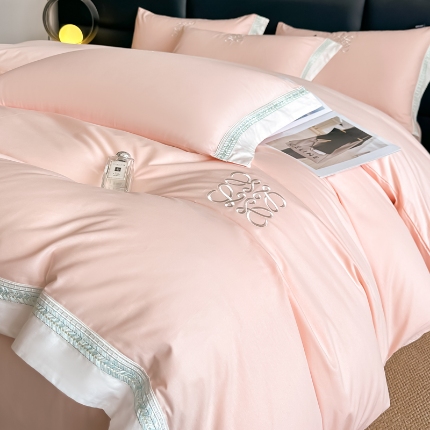 91家纺网 家纺一手货源 找家纺 （总）小傻瓜家纺直播爆款·100%全棉刺绣四件套轻奢纯色绣花纯棉套件礼盒装仙本娜系列