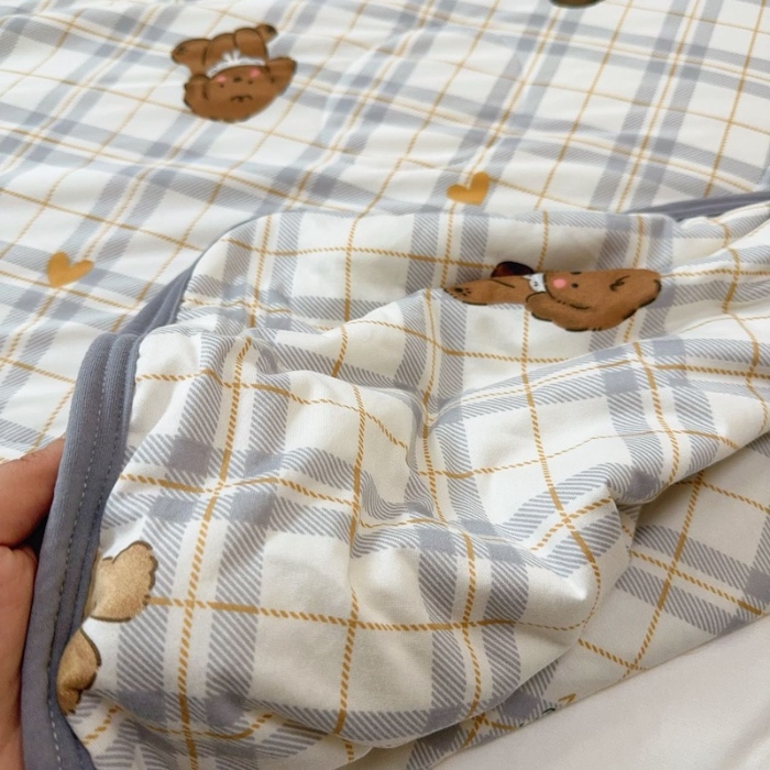 91家纺网 家纺一手货源 找家纺 兜米家居 2025夏季A类针织棉夏凉被小清新卡通双面针织棉空调被子被芯 格子狗