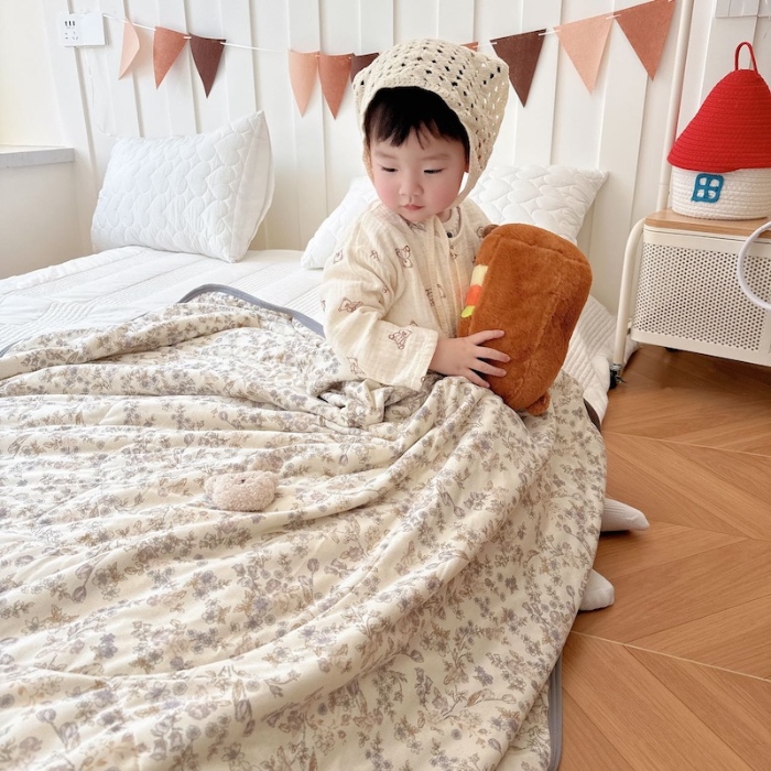 91家纺网 家纺一手货源 找家纺 兜米家居 2025夏季A类针织棉夏凉被小清新卡通双面针织棉空调被子被芯 花曦