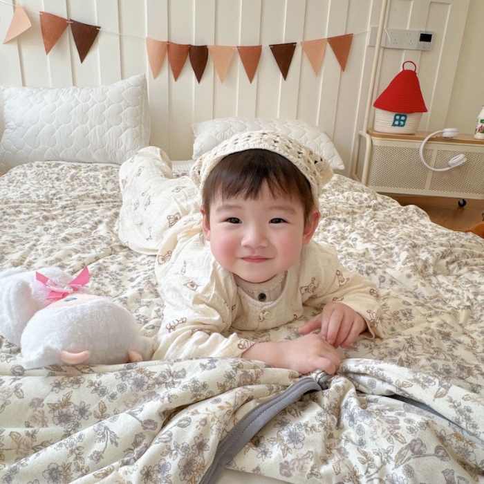 91家纺网 家纺一手货源 找家纺 兜米家居 2025夏季A类针织棉夏凉被小清新卡通双面针织棉空调被子被芯 花曦