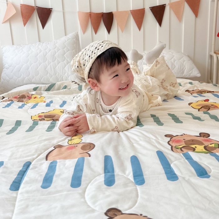 91家纺网 家纺一手货源 找家纺 兜米家居 2025夏季A类针织棉夏凉被小清新卡通双面针织棉空调被子被芯 卡皮八拉