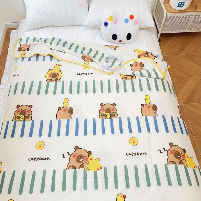 91家纺网 家纺一手货源 找家纺 兜米家居 2025夏季A类针织棉夏凉被小清新卡通双面针织棉空调被子被芯 卡皮八拉