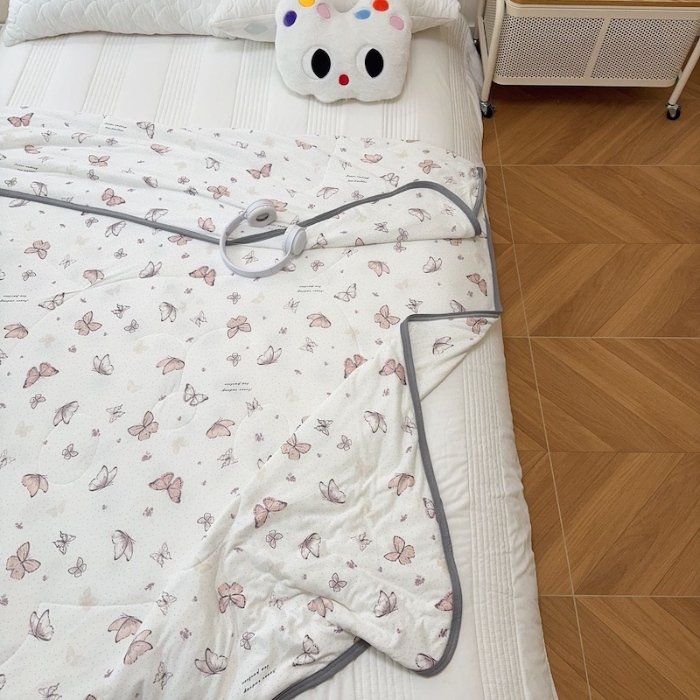 91家纺网 家纺一手货源 找家纺 兜米家居 2025夏季A类针织棉夏凉被小清新卡通双面针织棉空调被子被芯 小蝴蝶