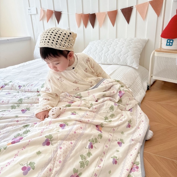 91家纺网 家纺一手货源 找家纺 兜米家居 2025夏季A类针织棉夏凉被小清新卡通双面针织棉空调被子被芯 小葡萄