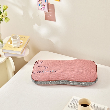 91家纺网 家纺一手货源 找家纺 （总）2025新款 萌宠羊驼全荞麦枕芯 甜荞麦无尘明目清热枕头学生成人枕芯