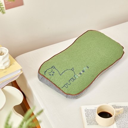 91家纺网 家纺一手货源 找家纺 （总）2025新款 萌宠羊驼全荞麦枕芯 甜荞麦无尘明目清热枕头学生成人枕芯