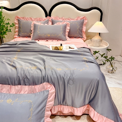 91家纺网 家纺一手货源 找家纺 （总）经年 2025年水洗真丝韩版夏被直播爆款 一世系列