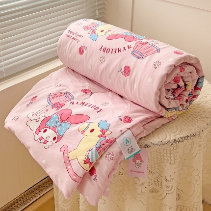 91家纺网 家纺一手货源 找家纺 （总）昊川家纺 2025新款三丽鸥A类水洗双层纱夏被夏凉被空调被