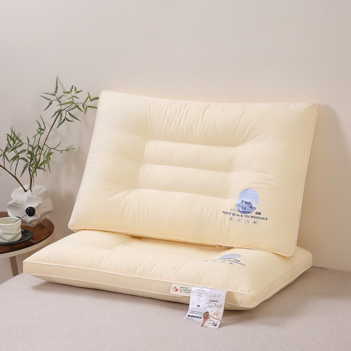 91家纺网 家纺一手货源 找家纺 赛格时代  2025A类全棉大豆枕-定型护颈枕（山峰黄）