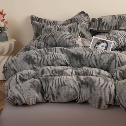 91家纺网 家纺一手货源 找家纺 （总）昊川家纺 2025新款全棉双层纱水洗色织大提花四件套