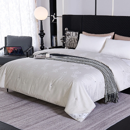 91家纺网 家纺一手货源 找家纺 二合一四季子母被 保真纯桑蚕丝被 高端全棉贡缎提花桑蚕丝被 夏凉被 空调被 春秋被 冬被 婚庆被