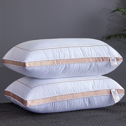 91家纺网 家纺一手货源 找家纺 兴丝露枕芯 刺绣贴边羽丝枕 酒店枕头 纤维枕