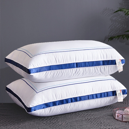 91家纺网 家纺一手货源 找家纺 兴丝露枕芯 刺绣贴边羽丝枕 酒店枕头 纤维枕