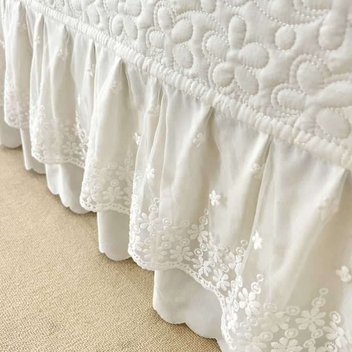 91家纺网 家纺一手货源 找家纺 2025韩版少女心法式公主风水洗棉蕾丝花边夏被床盖款四件套泡泡棉小竺棉凉蝴蝶结夏被床盖款四件套 蜜可儿—奶油白 