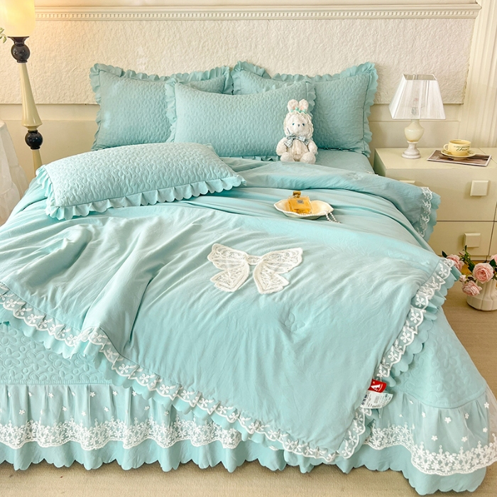 91家纺网 家纺一手货源 找家纺 2025韩版少女心法式公主风水洗棉蕾丝花边夏被床盖款四件套泡泡棉小竺棉凉蝴蝶结夏被床盖款四件套 蜜可儿-嫩芽绿 