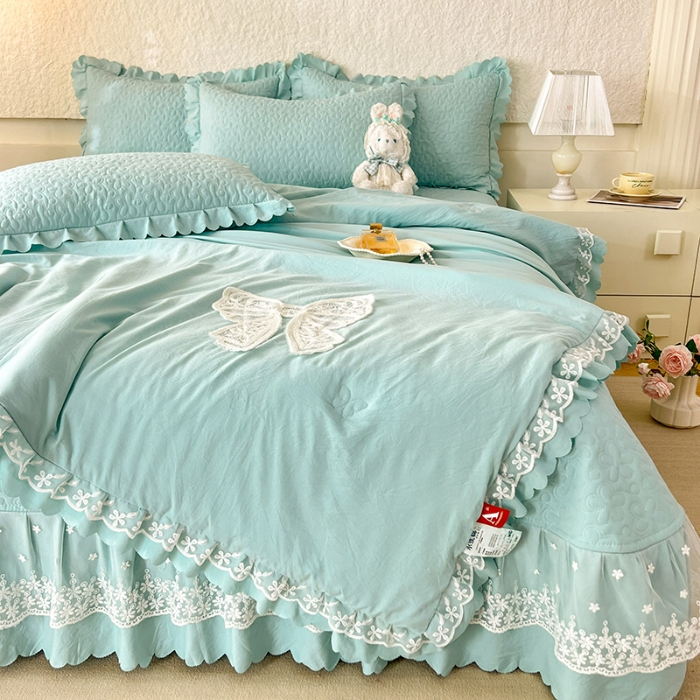 91家纺网 家纺一手货源 找家纺 2025韩版少女心法式公主风水洗棉蕾丝花边夏被床盖款四件套泡泡棉小竺棉凉蝴蝶结夏被床盖款四件套 蜜可儿-嫩芽绿 