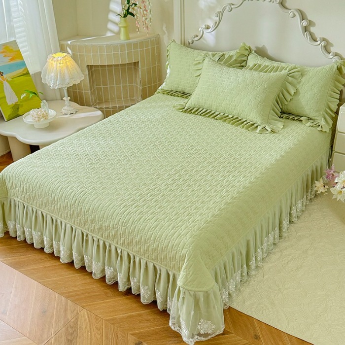 91家纺网 家纺一手货源 找家纺 苏米娜家纺2025春夏新品韩版甜美公主风超柔水洗棉床盖四件套刺绣针织棉双层纱纯棉棉麻全棉少女心夹棉床裙款夏被款床盖 花夕-嫩芽绿