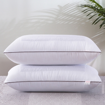 91家纺网 家纺一手货源 找家纺 兴丝露枕芯 蚕丝枕 绗缝蚕丝枕 刺绣羽丝枕 成人枕头 中高枕