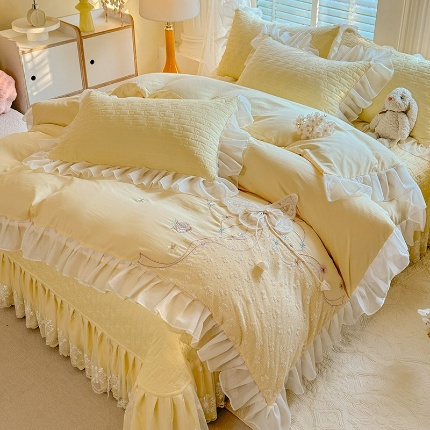 91家纺网 家纺一手货源 找家纺 （总）漫布云2025春夏新品韩版公主风超柔水洗棉床盖夏被款四件套刺绣针织棉双层纱纯棉棉麻全棉公主风床盖款四件套