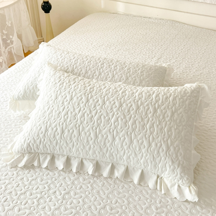 91家纺网 家纺一手货源 找家纺 2025韩版少女心法式公主风水洗棉蕾丝花边夏被床盖款四件套泡泡棉小竺棉凉蝴蝶结夏被床盖款四件套  蜜可儿—奶油白 