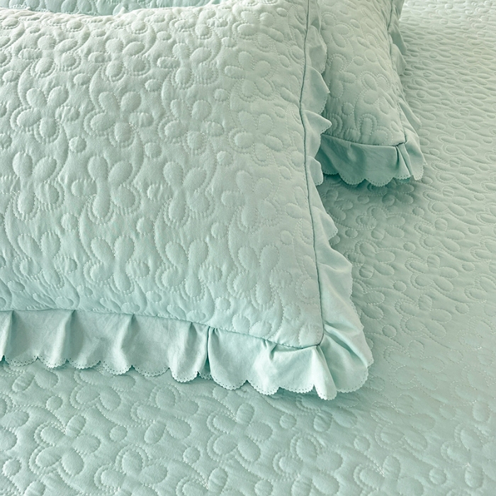 91家纺网 家纺一手货源 找家纺 2025韩版少女心法式公主风水洗棉蕾丝花边夏被床盖款四件套泡泡棉小竺棉凉蝴蝶结夏被床盖款四件套  蜜可儿-嫩芽绿