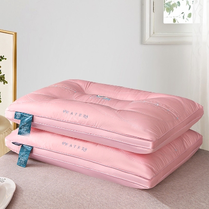 91家纺网 家纺一手货源 找家纺 兴丝露枕芯 全棉刺绣羽丝枕 全棉护颈枕 立体双边枕 全棉枕芯 成人枕头