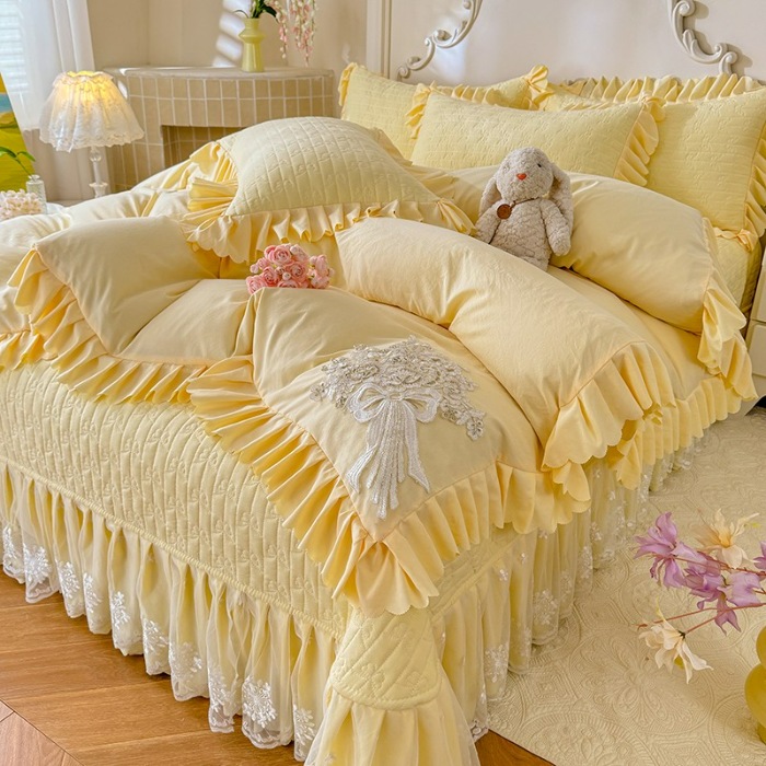 91家纺网 家纺一手货源 找家纺 漫布云家纺2025春夏新品韩版甜美公主风超柔水洗棉床盖四件套刺绣针织棉双层纱纯棉棉麻全棉少女心夹棉床裙款夏被款床盖 花夕-嫩黄 