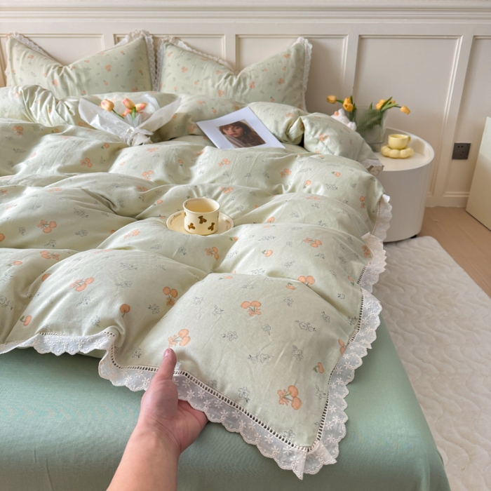 91家纺网 家纺一手货源 找家纺 【苏东来】2025韩版蕾丝花边纯棉全棉双层纱四件套全棉纯棉小碎花印花四件套小清新公主风韩系皱皱纱花边四件套针织棉四件套件 绿色心情